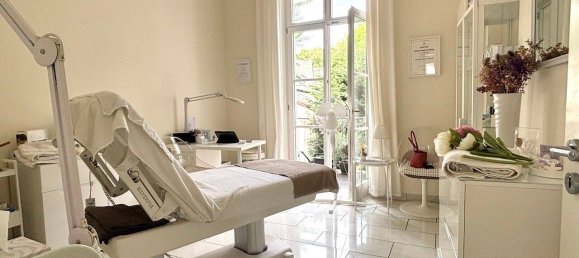 16غرفة بناية في Krefeld, Germany رقم 272009 5