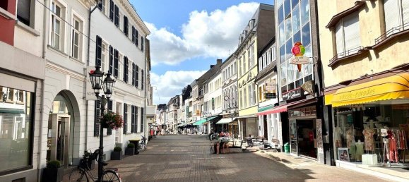 16غرفة بناية في Krefeld, Germany رقم 272009 40