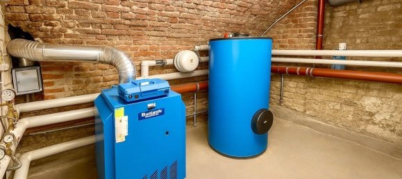 16غرفة بناية في Krefeld, Germany رقم 272009 38