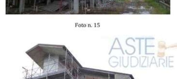  Land in Pieve a Nievole, Italy No. 324188 3