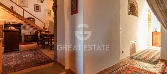 10 rooms House in Bagnoregio, Italy No. 24048 39