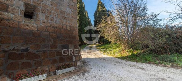 10 rooms House in Bagnoregio, Italy No. 24048 10