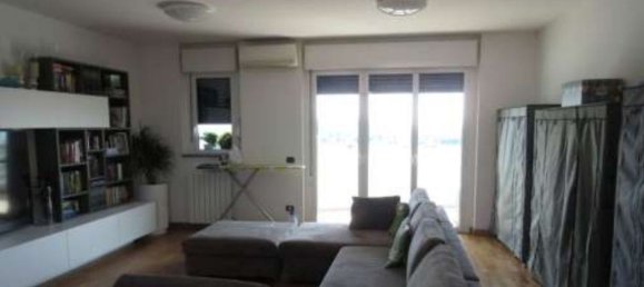 3 rooms Apartment in Milan, Italy No. 244528 4