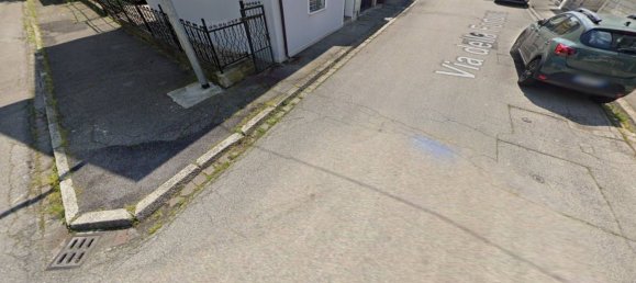 2 bedrooms Apartment in Ferrara, Italy No. 284510 4