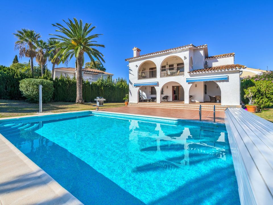 5 Schlafzimmer Villa in Estepona, Spain, Nr. 186101