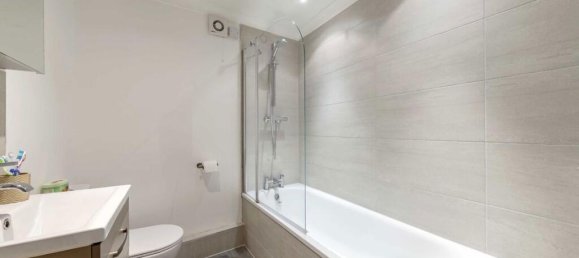 1 bedroom Apartment in Fulham, United Kingdom No. 10145 6