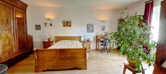 4 bedrooms House in Marchampt, France No. 185848 10