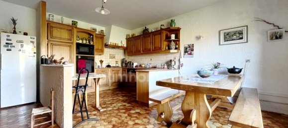 4 bedrooms House in Marchampt, France No. 185848 6