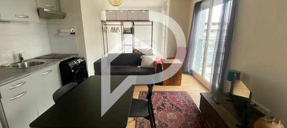 Studio in Seine-Saint-Denis, France, Nr. 298913 2