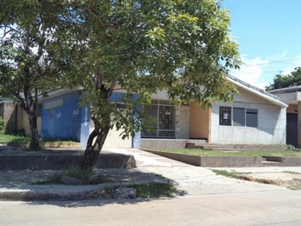 3 bedrooms House in Atlantico, Colombia No. 4234