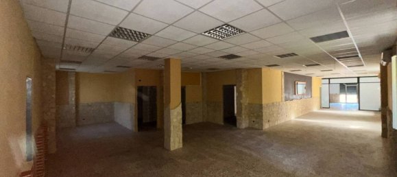 5-salle Propriété commerciale à San Giovanni la Punta, Italy No. 158557 8