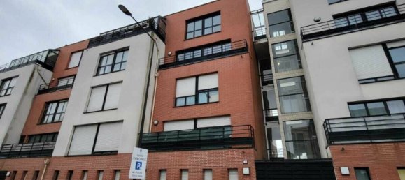 2 chambres Duplex à Athis-Mons, France No. 136632 8