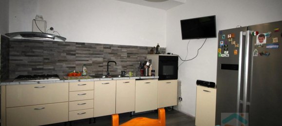 4 rooms House in Udine, Italy No. 104303 3