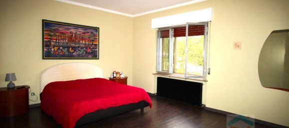 4 rooms House in Udine, Italy No. 104303 10