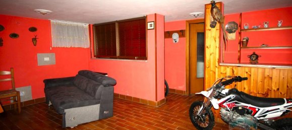 4 rooms House in Udine, Italy No. 104303 18