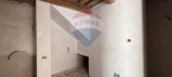 3 Schlafzimmer Haus in Foligno, Italy, Nr. 358124 4