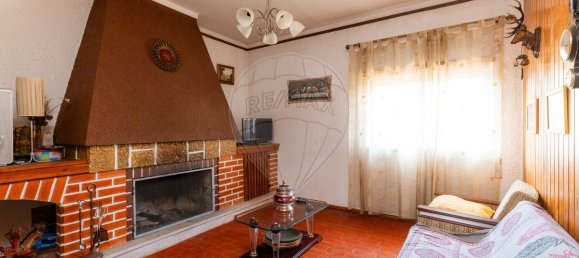 2 bedrooms House in Marinha Grande, Portugal No. 22778 8