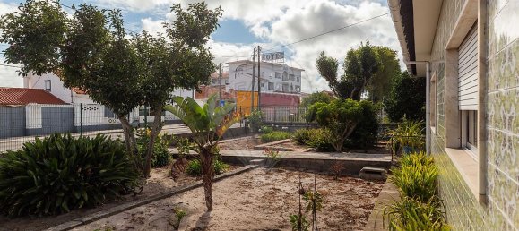 2 bedrooms House in Marinha Grande, Portugal No. 22778 29