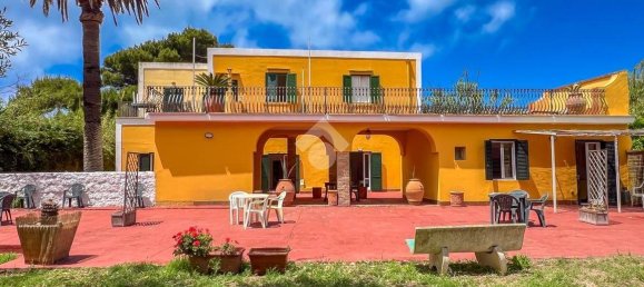 5 bedrooms Villa in Ventotene, Italy No. 307970 2