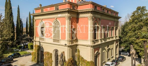 42 bedrooms Villa in Florence, Italy No. 319693 4