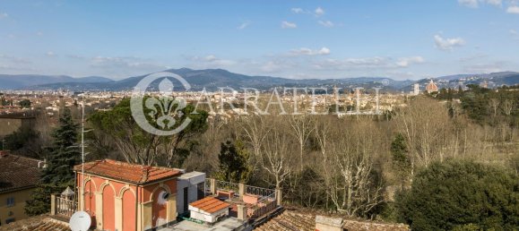 42 bedrooms Villa in Florence, Italy No. 319693 9