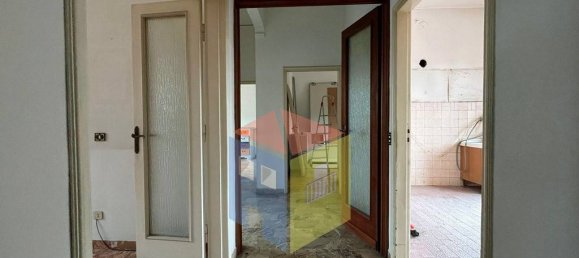 3 bedrooms Apartment in Florence, Italy No. 328828 7