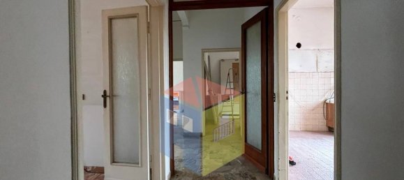 3 bedrooms Apartment in Florence, Italy No. 328828 14