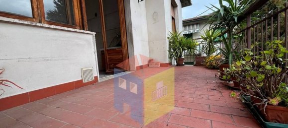 3 bedrooms Apartment in Florence, Italy No. 328828 16