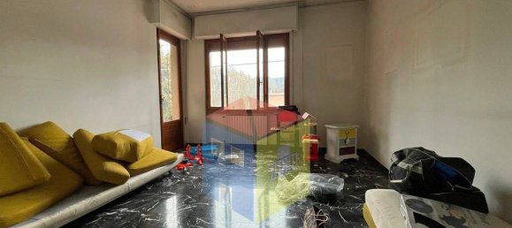 3 bedrooms Apartment in Florence, Italy No. 328828 2