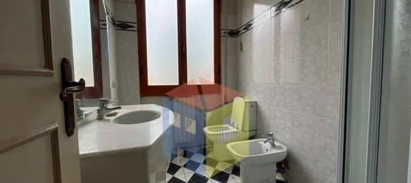 3 bedrooms Apartment in Florence, Italy No. 328828 8