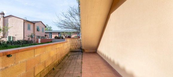 Apartamento de 3 divisões em Buti, Italy N.º 48925 22