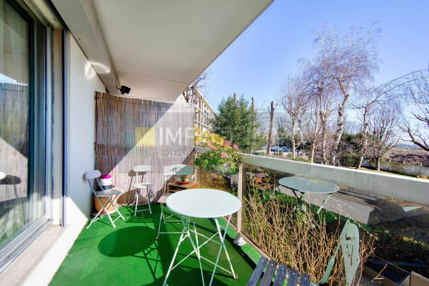 2 chambres Appartement à Suresnes, France No. 165020