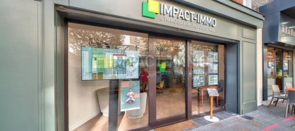 2 chambres Appartement à Suresnes, France No. 165020 12