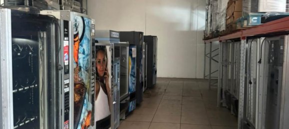 2-Zimmer Lagerhaus in Agliana, Italy, Nr. 350446 4