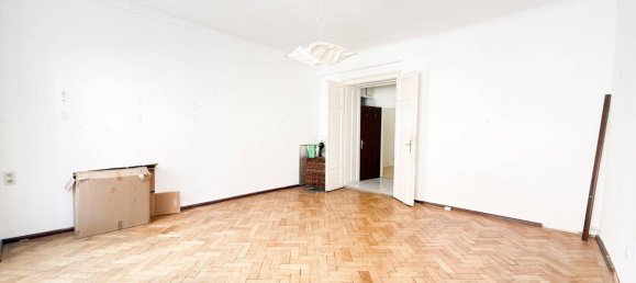 2 rooms Apartment in Alsergrund, Austria No. 134345 4