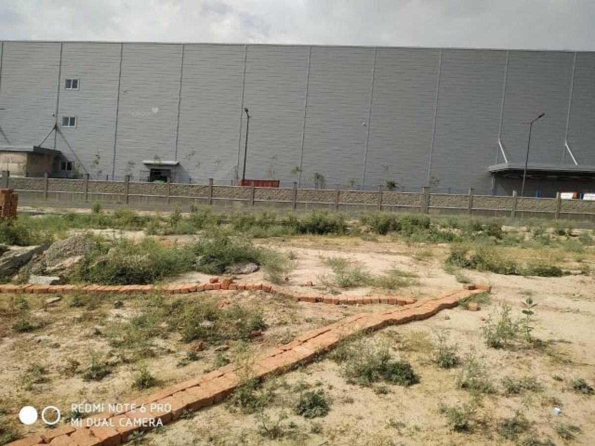  Land in Noida, India No. 65985