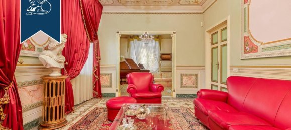 5 bedrooms Villa in Lucca, Italy No. 279822 5