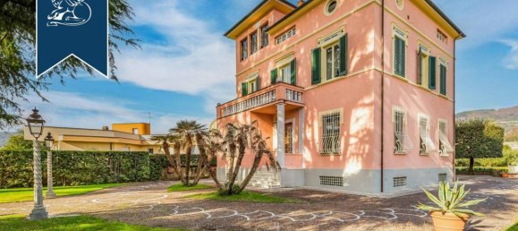 5 bedrooms Villa in Lucca, Italy No. 279822 15