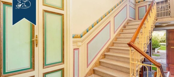 5 bedrooms Villa in Lucca, Italy No. 279822 4