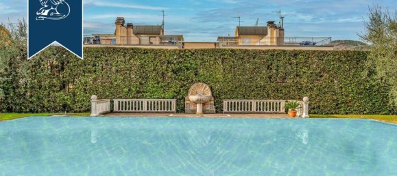 5 bedrooms Villa in Lucca, Italy No. 279822 16