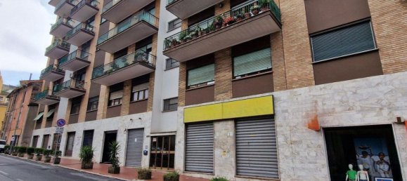 Propriété commerciale à Ferentino, Italy 144m² No. 376301 5