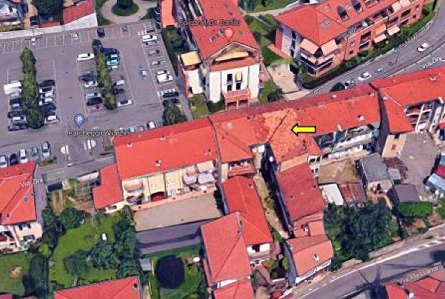 Apartamento de 4 habitaciónes en Tradate, Italy No. 3154