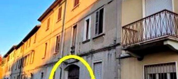 Apartamento de 4 habitaciónes en Tradate, Italy No. 3154 2