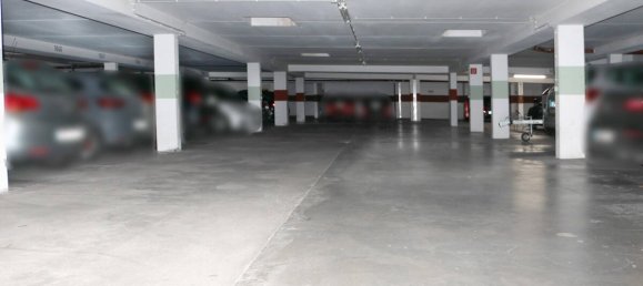 Parking à Leipzig, Germany No. 44849 6