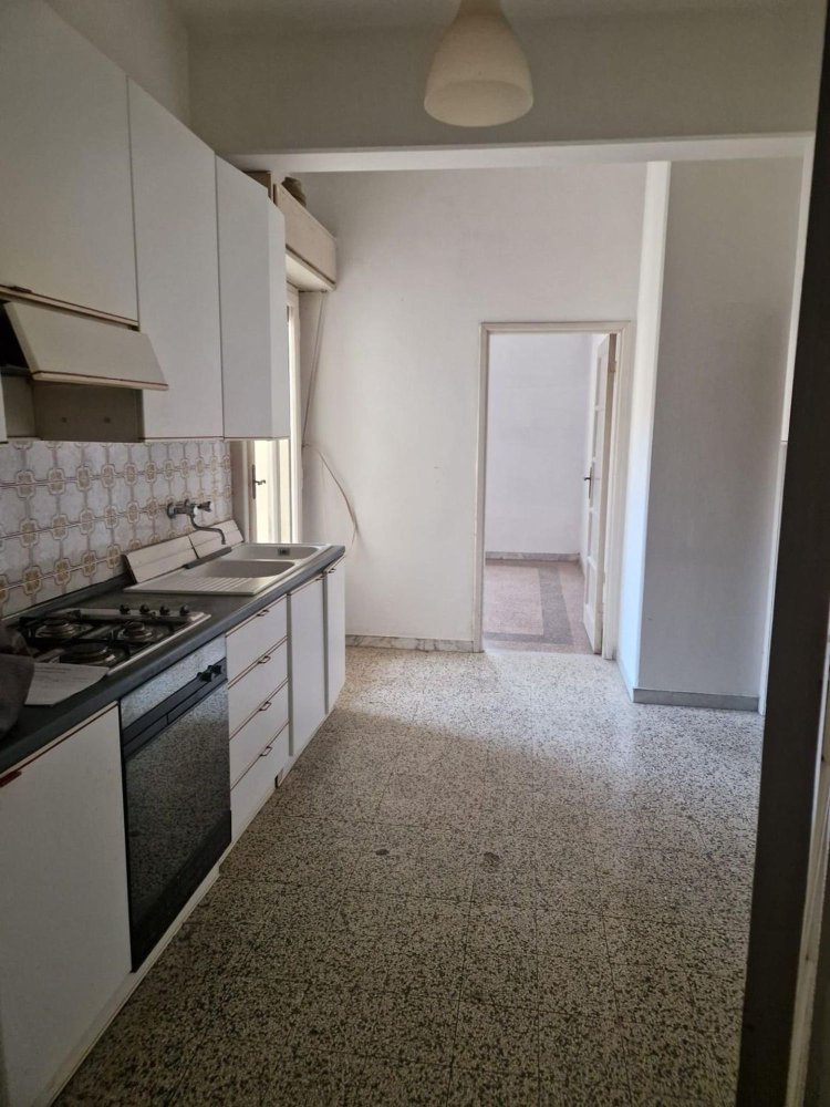 2 rooms Apartment in Pisa, Italy No. 161279