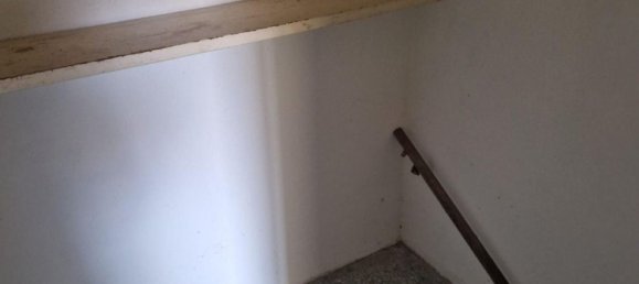 2 rooms Apartment in Pisa, Italy No. 161279 2