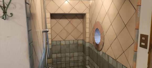 4 bedrooms House in Marliana, Italy No. 362637 17