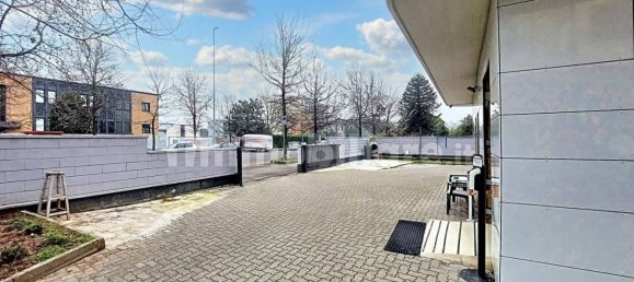 Gewerbliche Immobilie in Vigevano, Italy 914m², Nr. 311156 2