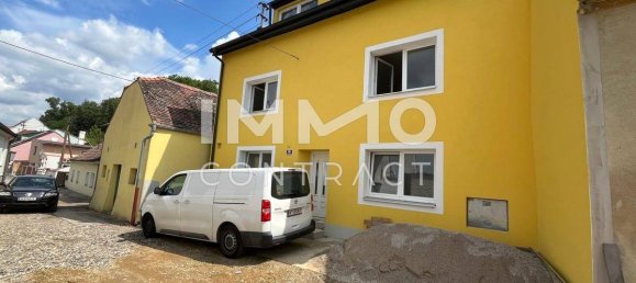 5 bedrooms House in Mistelbach, Austria No. 51778 9