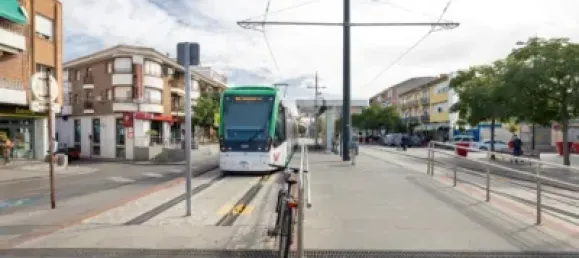 60m² Commercial property in Armilla, Spain No. 155509 3